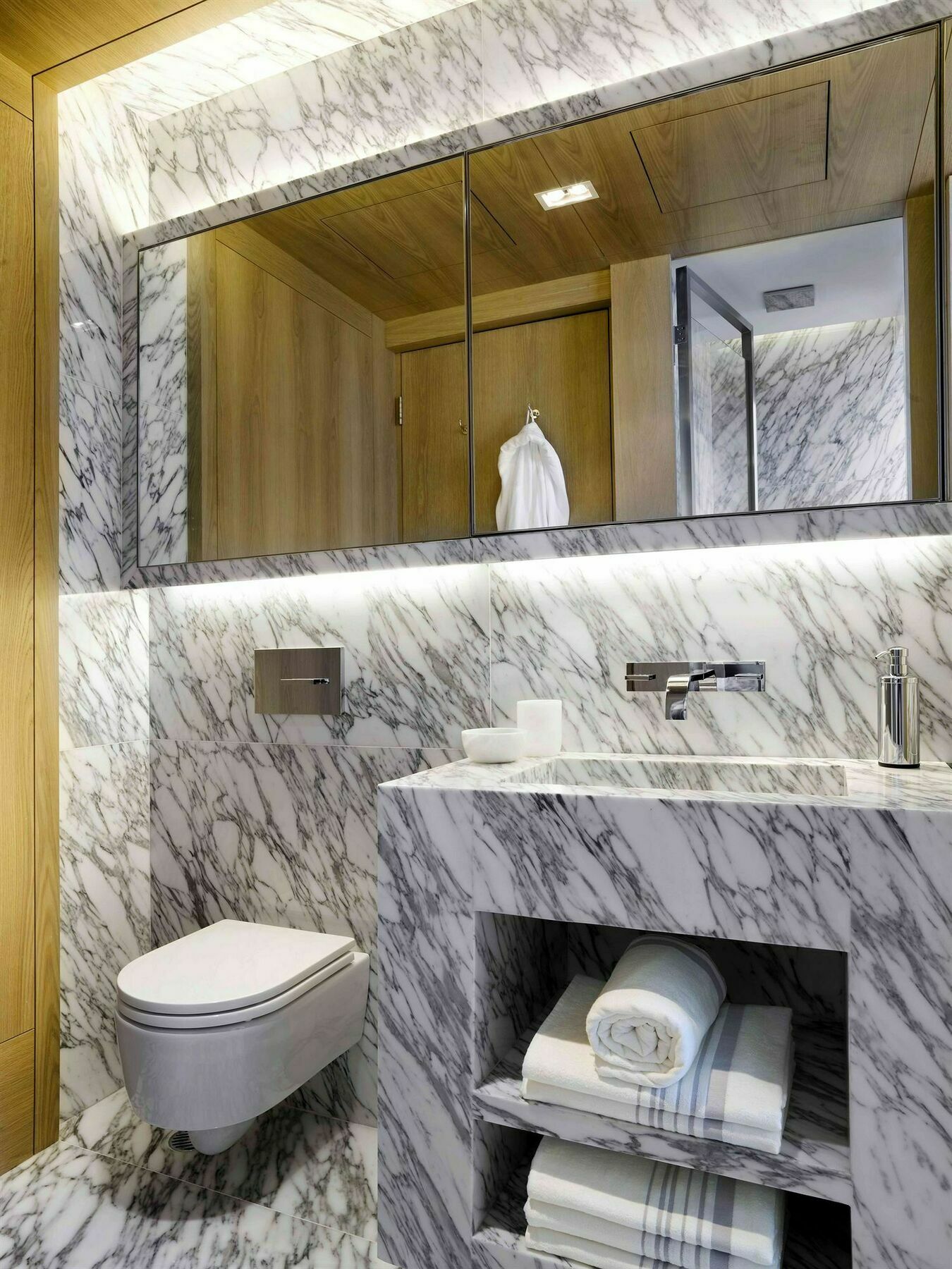 The Jervois Hotel Хонконг Екстериор снимка
